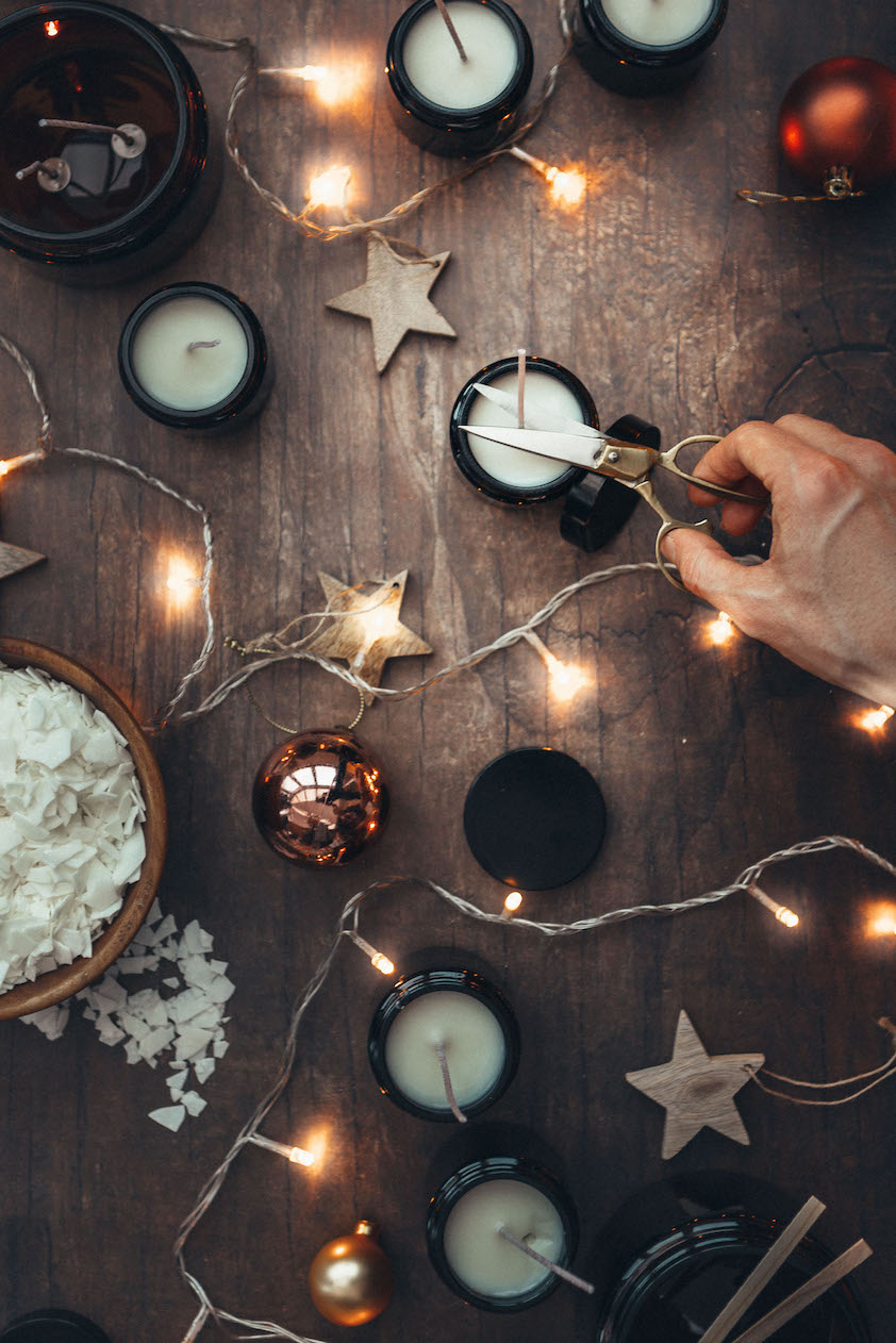 Homemade gingerbread soy candles by Break The Loop